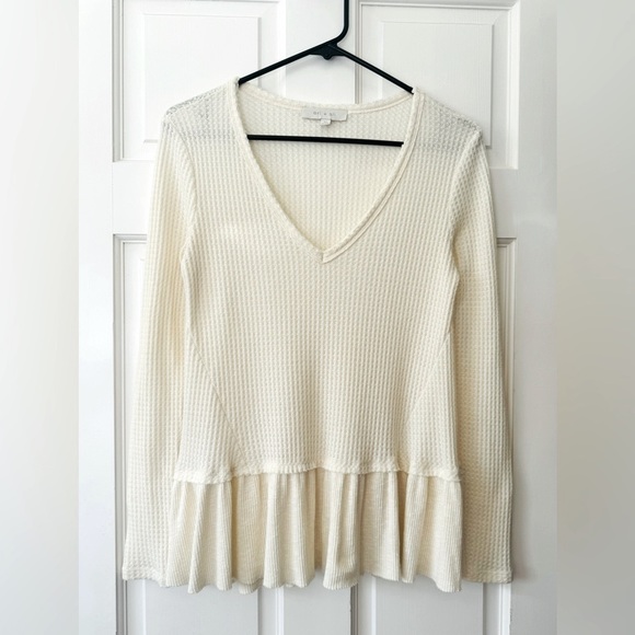 Anthropologie - Eri + Ali - Waffle Knit V- Neck Peplum Top – Cream – Size XS - Picture 7 of 12